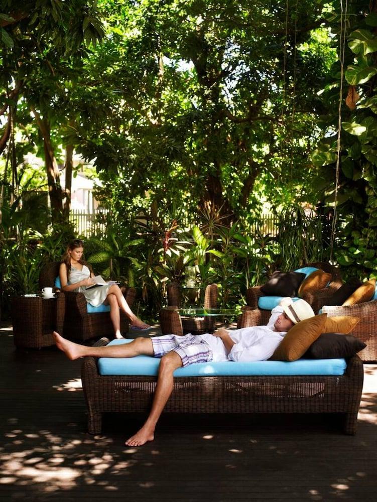 Pinctada Mcalpine House Hotel Broome Exterior photo